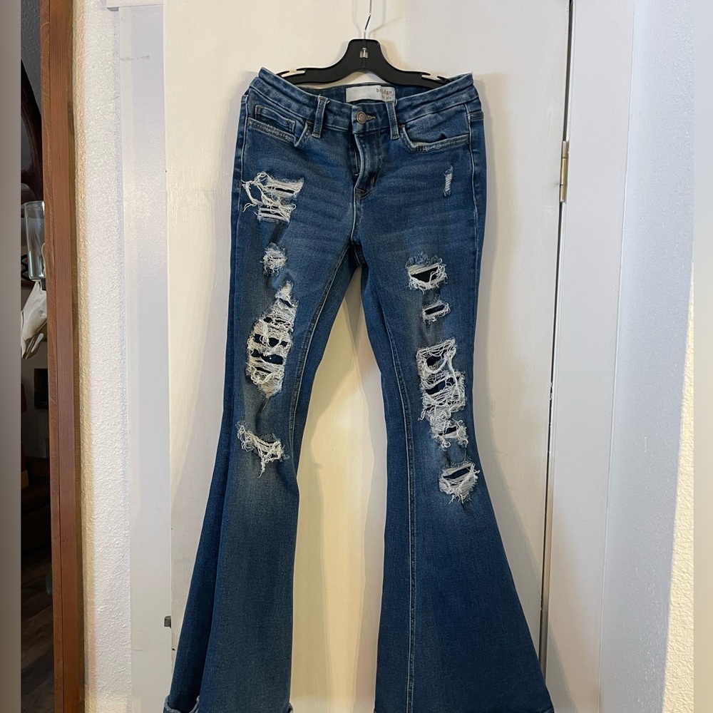 Distressed Flare Women Jeans